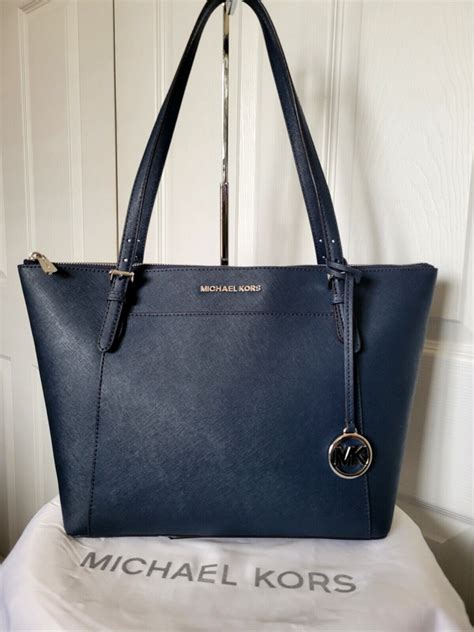 michael kors ciara tote uk|Michael Kors Ciara Top Zip Tote (CEMENT) .